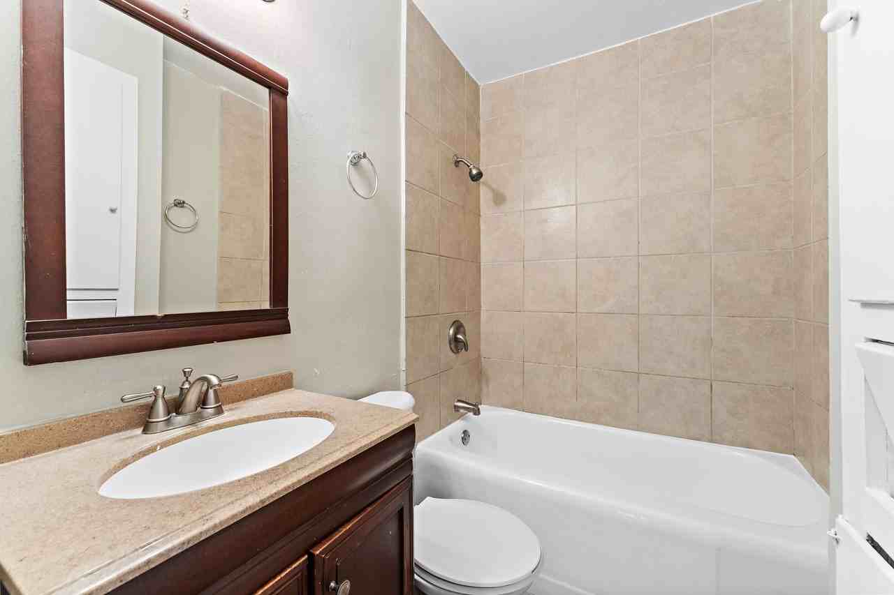 2910 Somerset Ave - Photo 6 of 10
