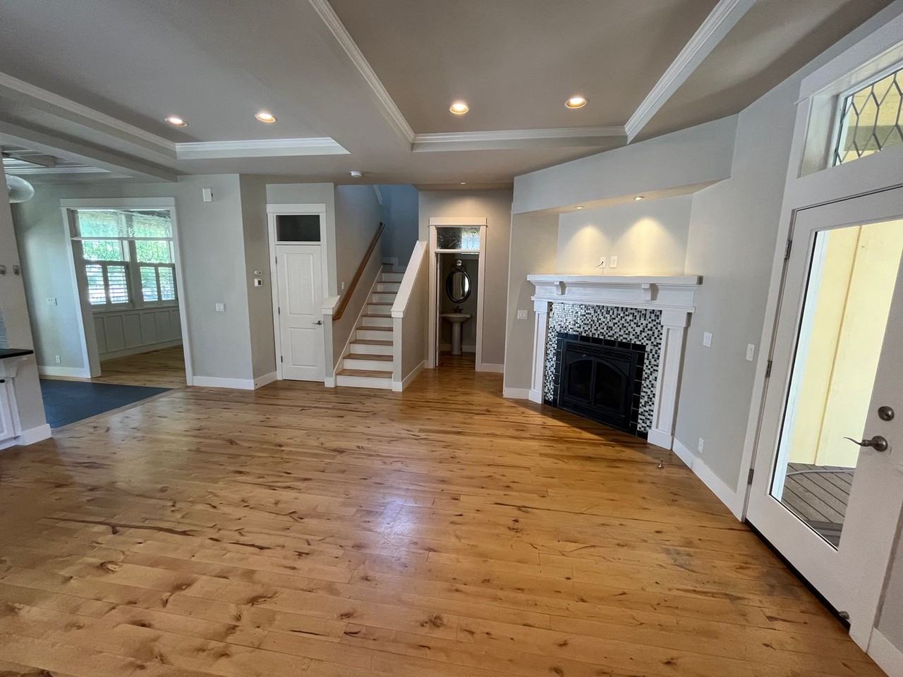 2473 Nw Sacagawea Ln - Photo 4 of 21