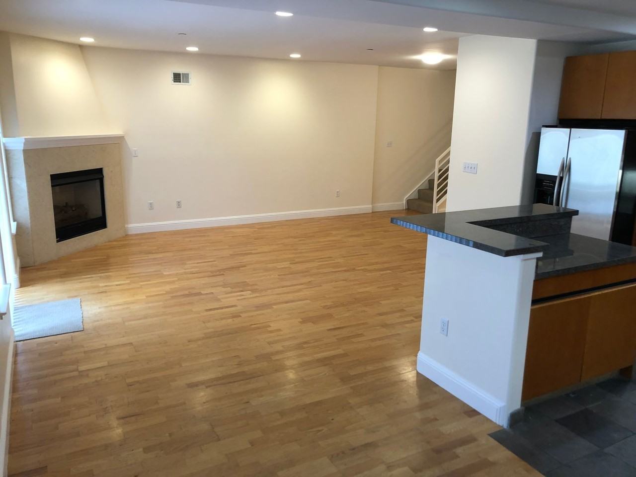 316 Bartlett St #1 - Photo 3 of 28