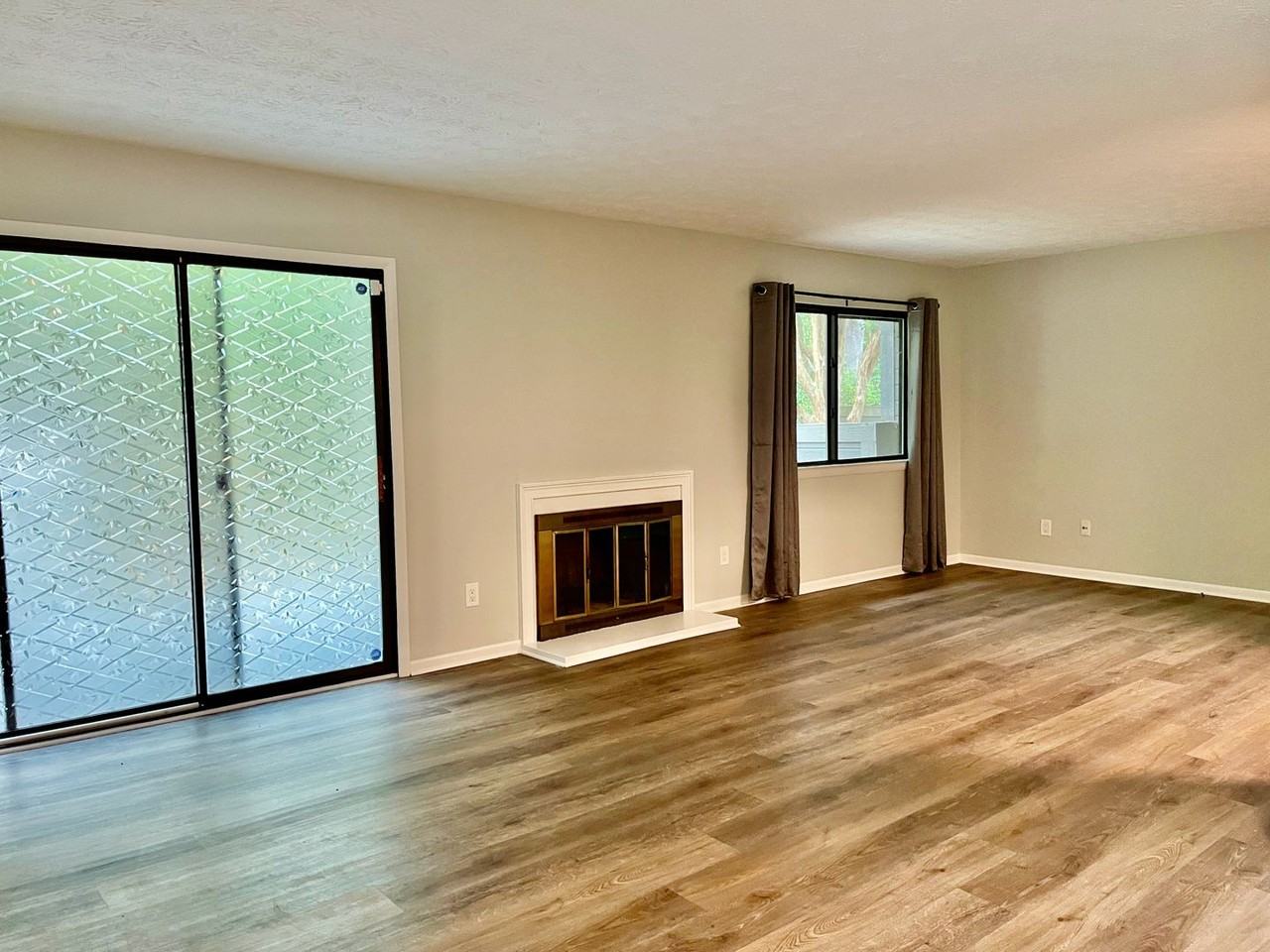 1658 Ironwood Rd - Photo 3 of 22