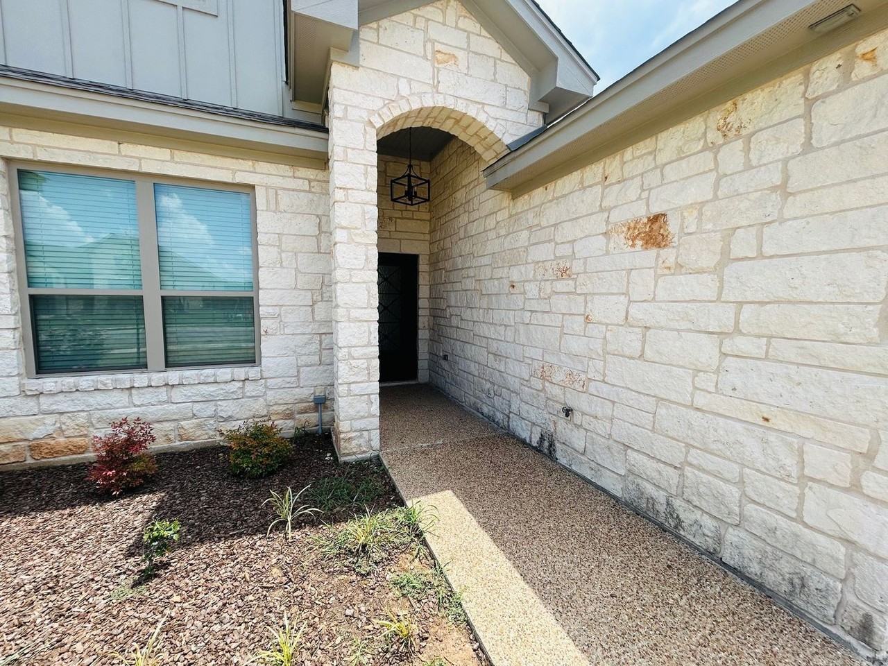 10032 Braided Briar Ln - Photo 2 of 11