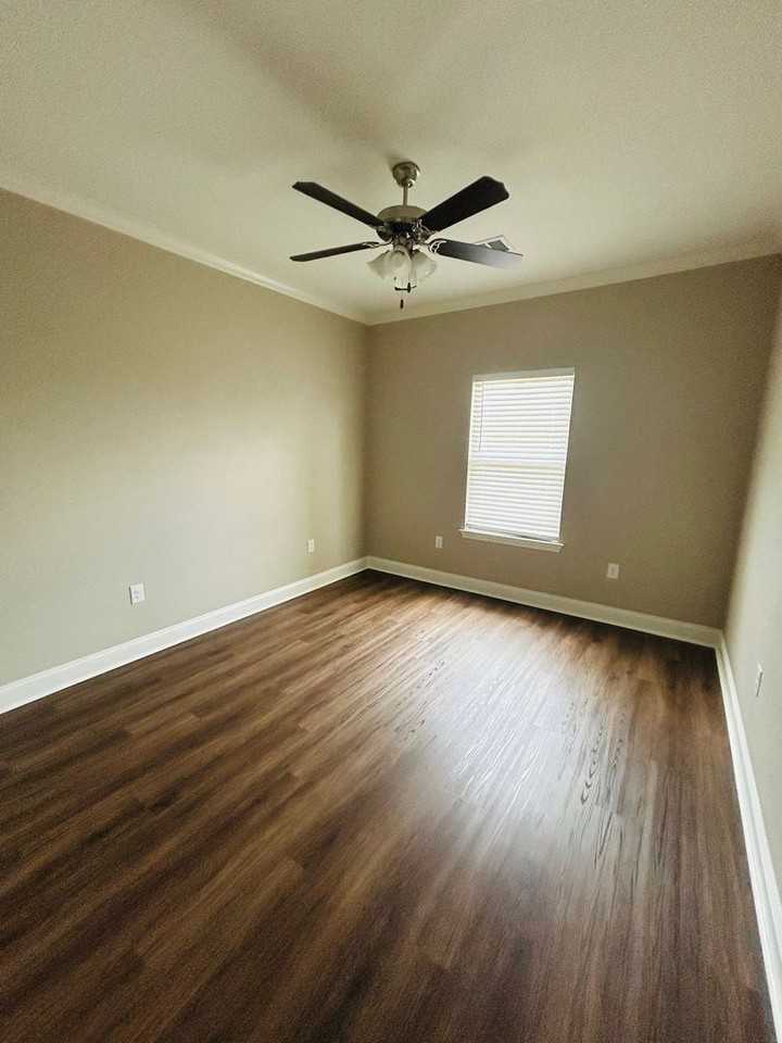 10032 Braided Briar Ln - Photo 5 of 11