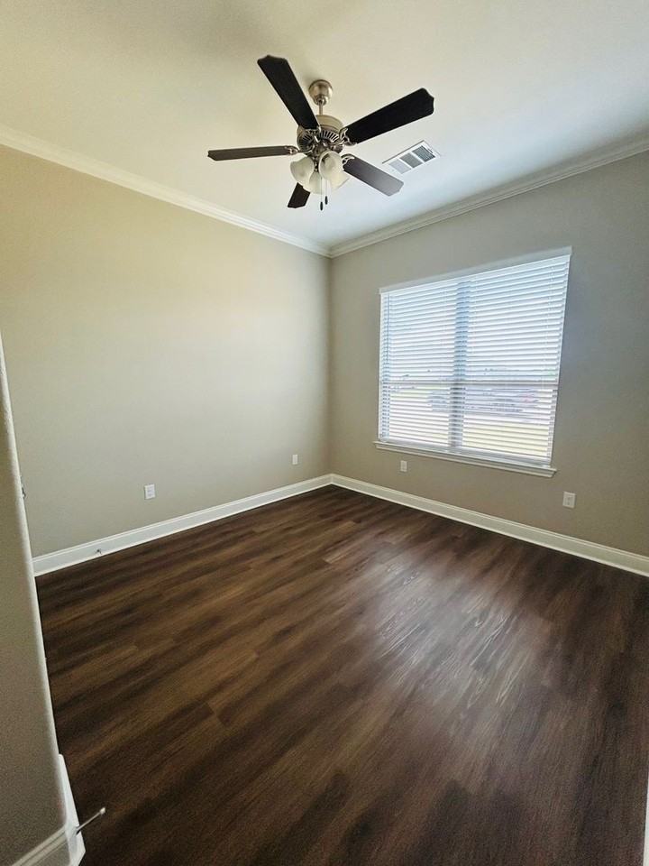 10032 Braided Briar Ln - Photo 6 of 11