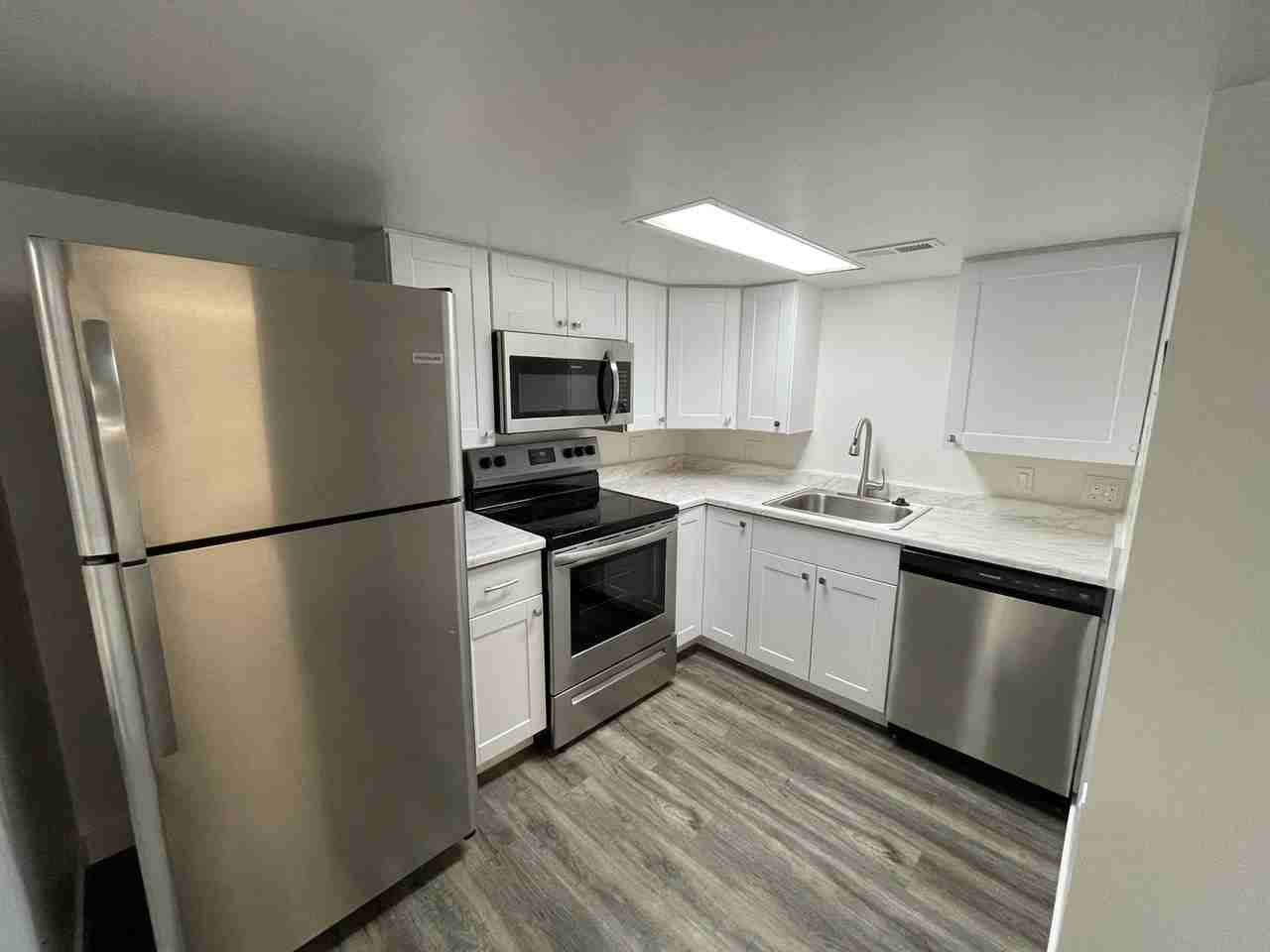 3584 S West Temple (RES) - Photo 2 of 17