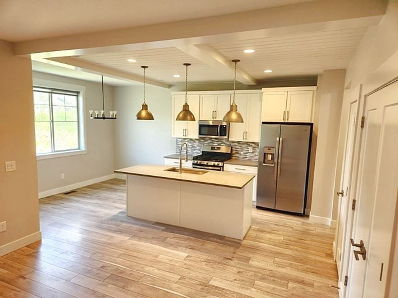 1108 W Wasatch Spring Rd - Photo 2 of 18