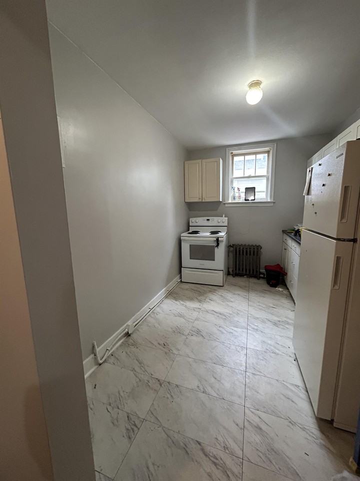 287 Walnut St #1 - Photo 2 of 11