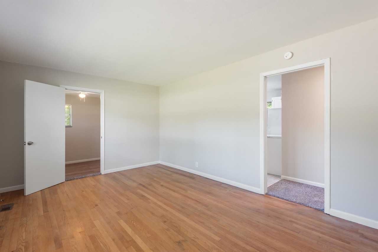 2637 Bafford Pl - Photo 2 of 22