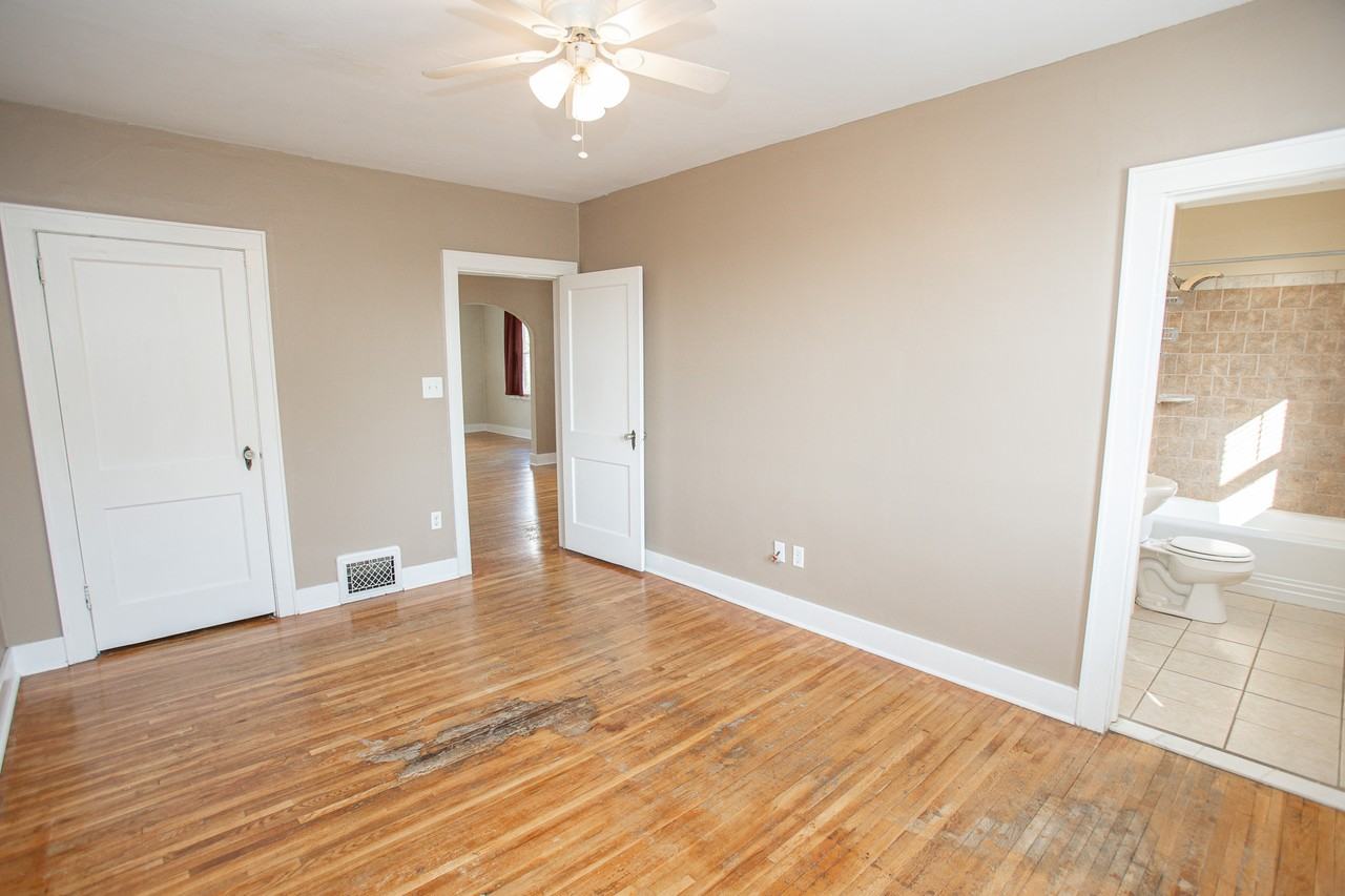 802 800/802 E High St - Photo 2 of 18