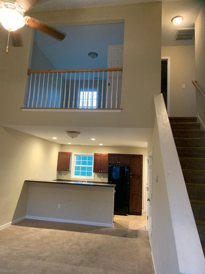 17 Micah Ct #1 - Photo 2 of 3