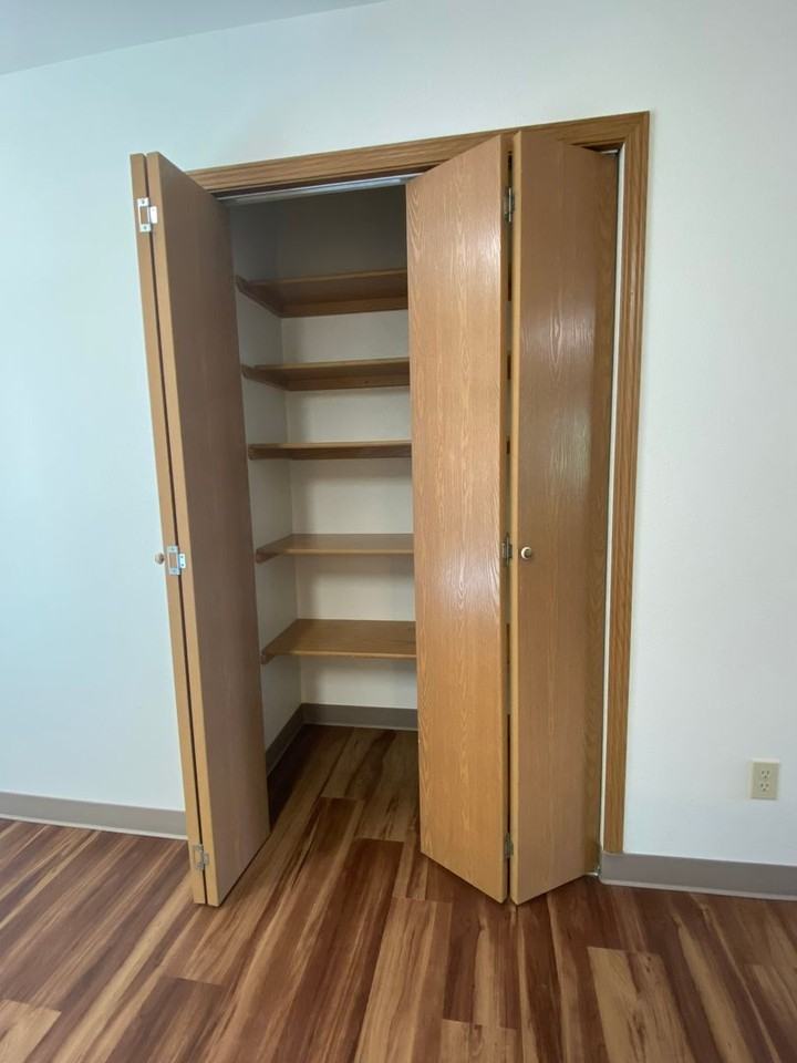 Chateau Alder - Photo 7 of 50