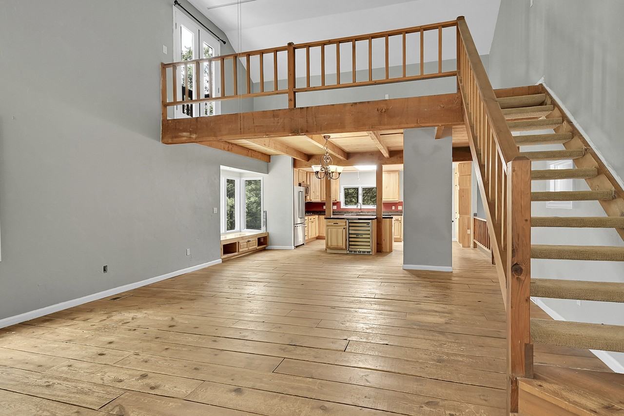 26975 Fern Gulch Rd - Photo 2 of 19