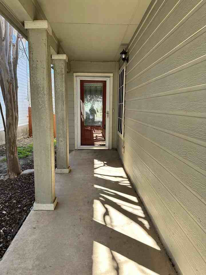 417 Hinge Fls - Photo 2 of 10