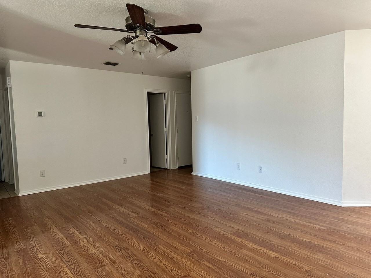 417 Hinge Fls - Photo 4 of 10