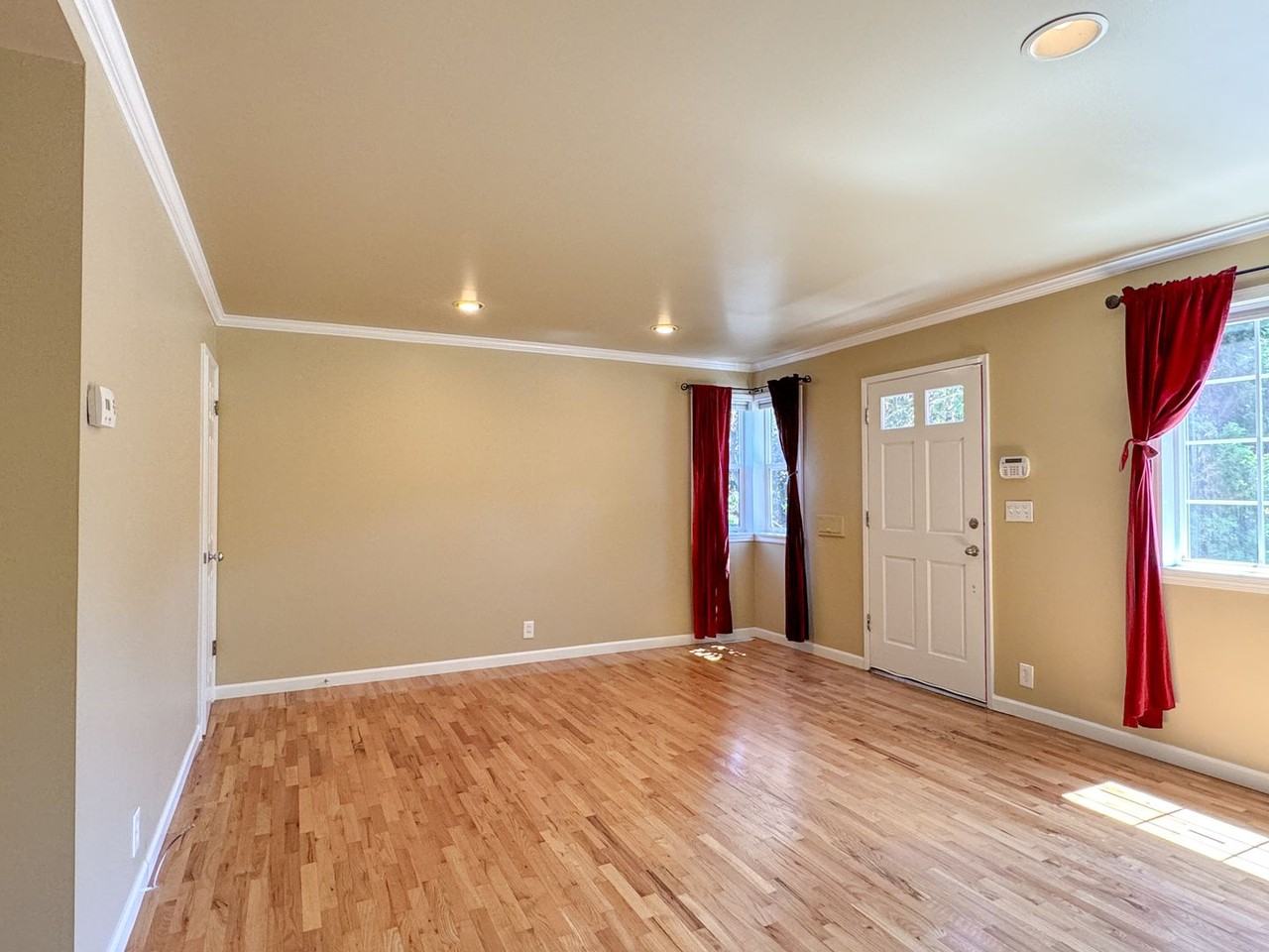 356 N 77th St - Photo 3 of 21