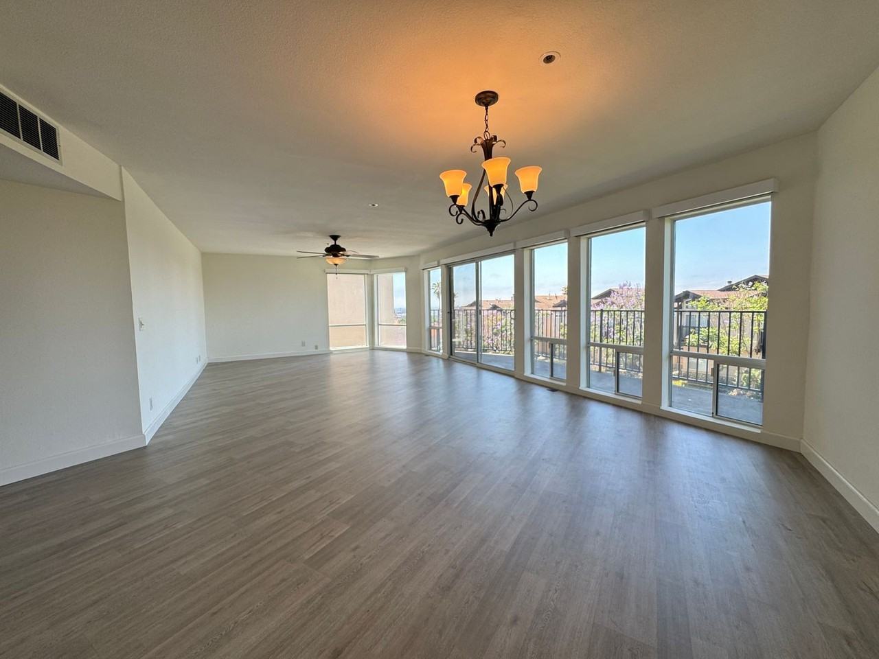 2568 Albatross St #3B