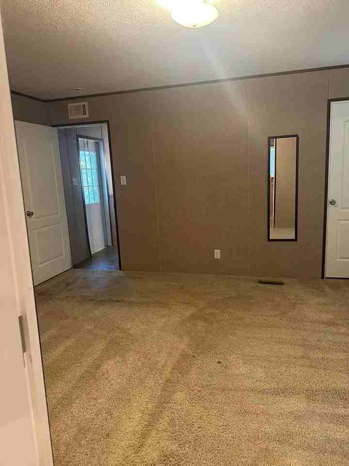 23 S First St - Photo 3 of 10