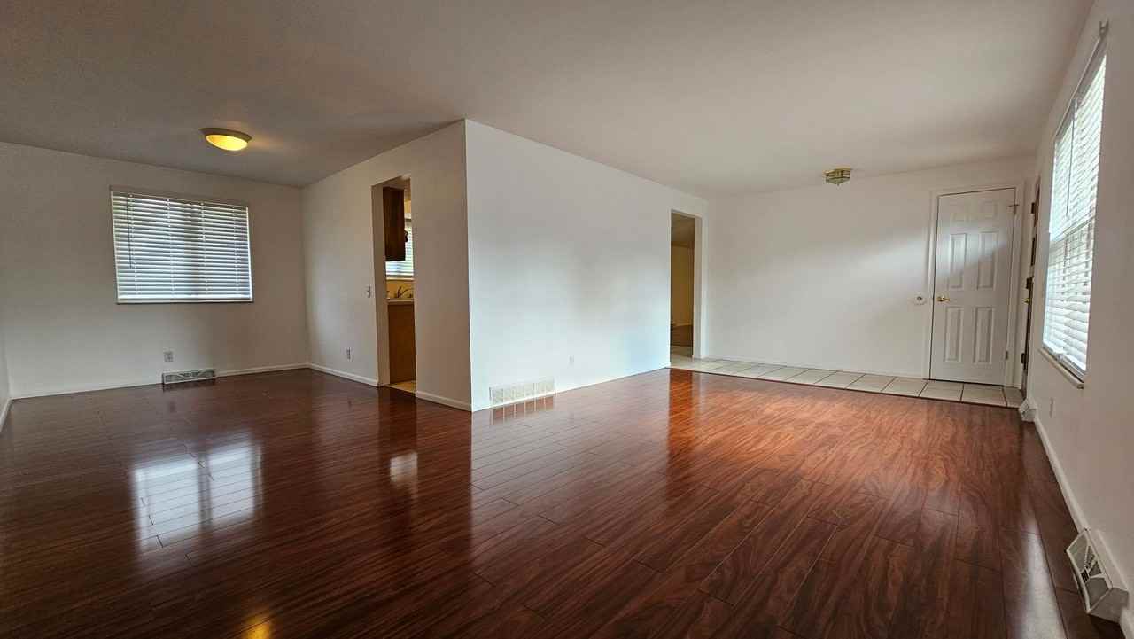 1435 Abilene Dr - Photo 2 of 12