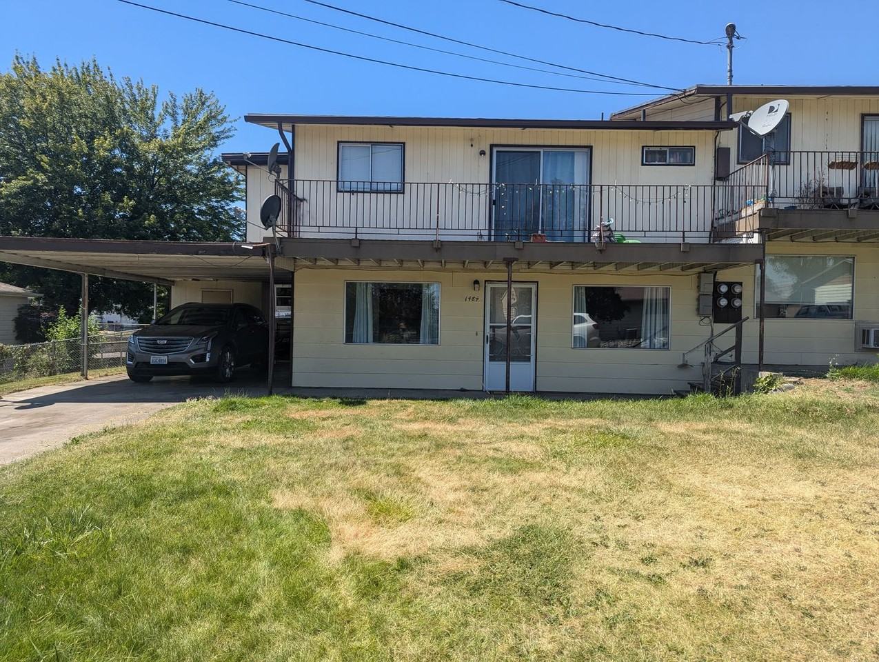 1484 Terrace Dr - Photo 2 of 14