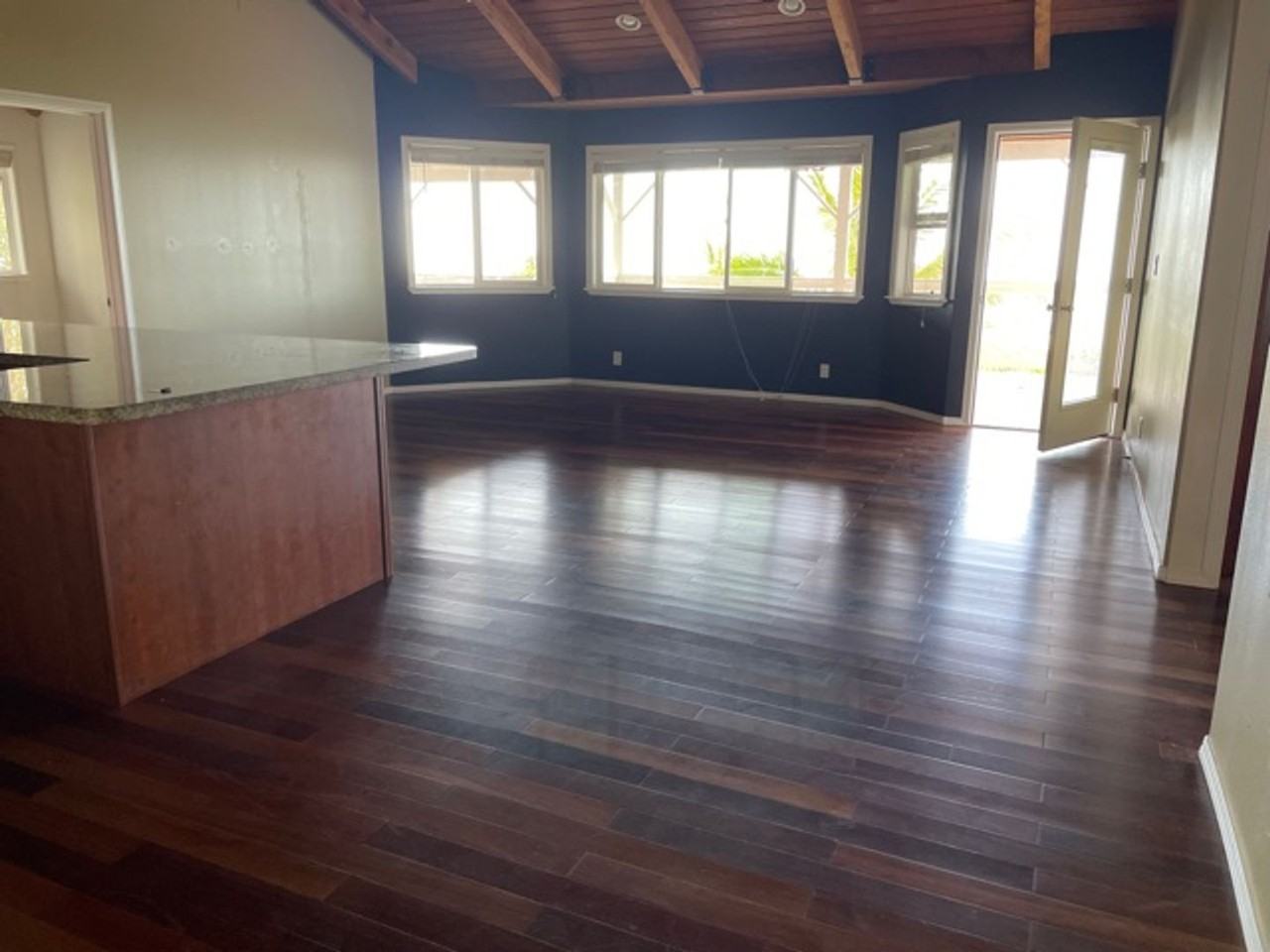 HARB - Photo 2 of 20