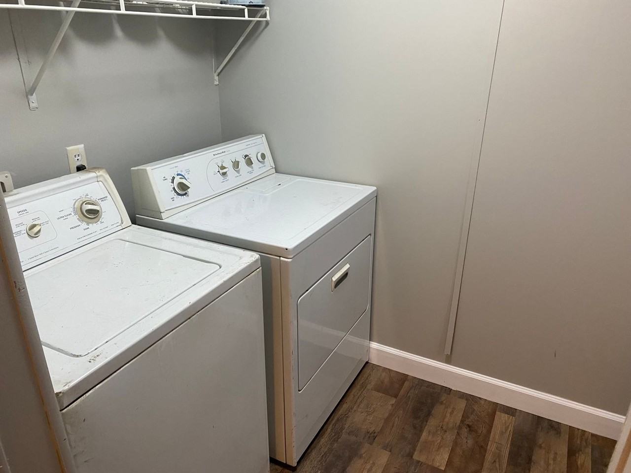 6675 Highway 90 E Trlr 160 - Photo 3 of 14