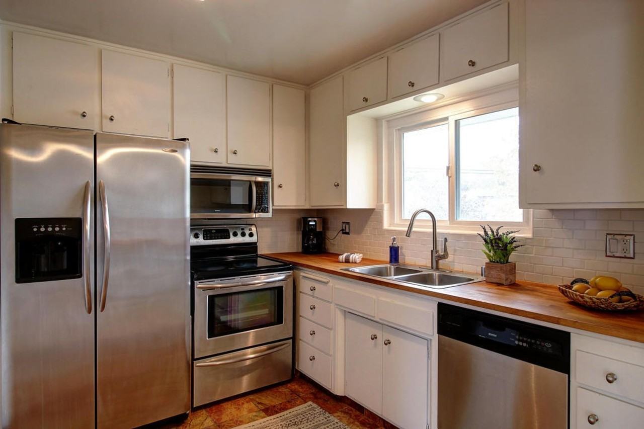 3639 San Remo Dr - Photo 6 of 15