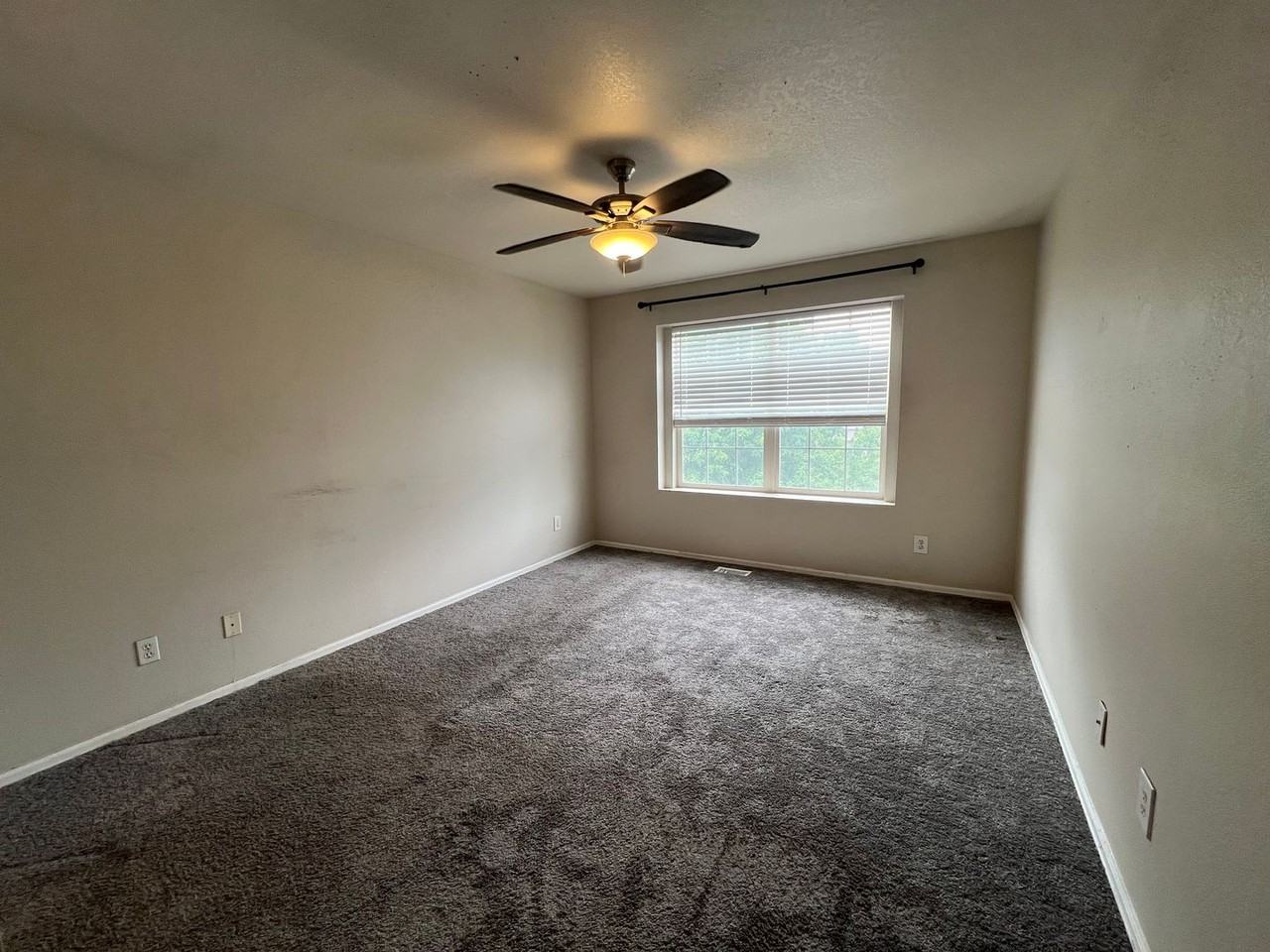 18256 E Alabama Pl #B - Photo 2 of 5