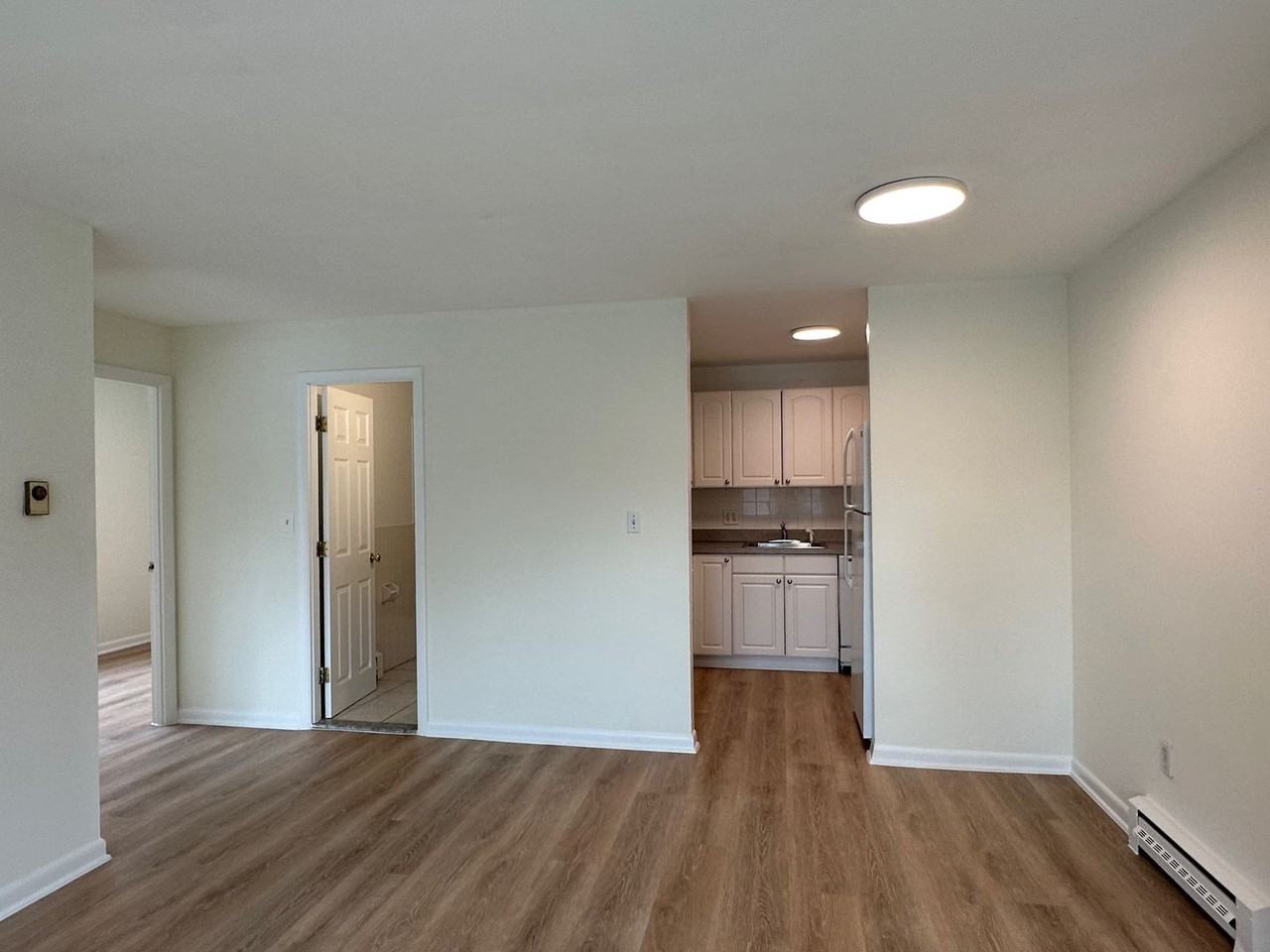 23 Embassy Rd - Photo 6 of 33