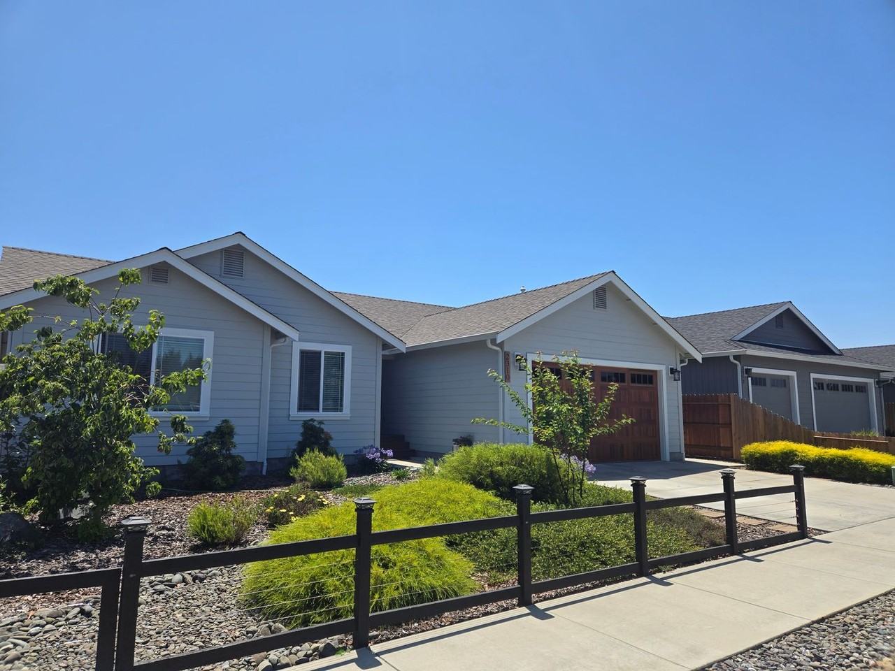 2310 Dogwood Rd - Photo 3 of 30