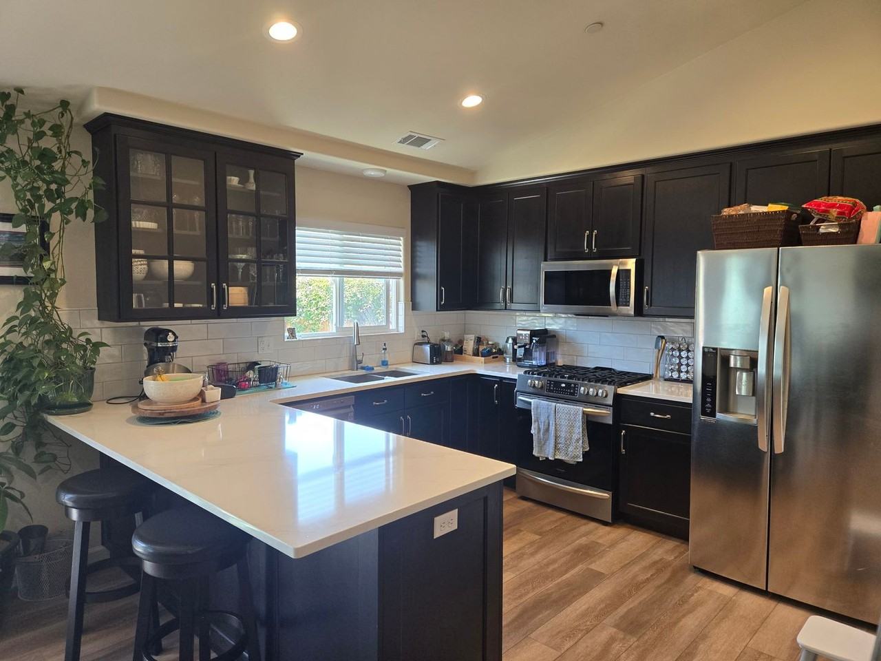 2310 Dogwood Rd - Photo 4 of 30