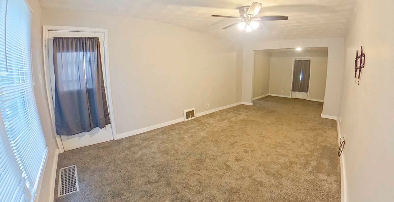 404 South 18th Street - Photo 4 of 15