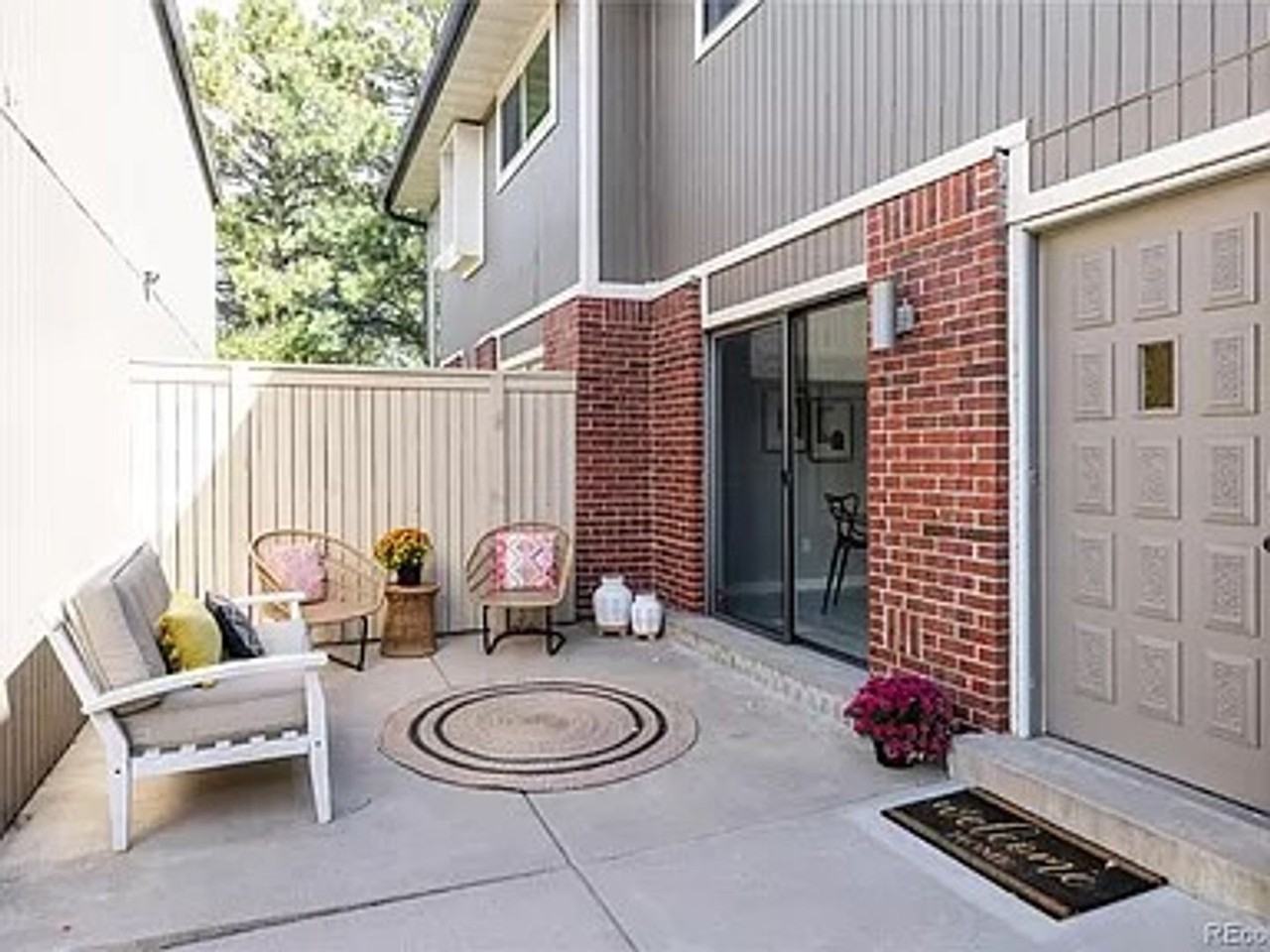 206 S Holman Way - Photo 3 of 24