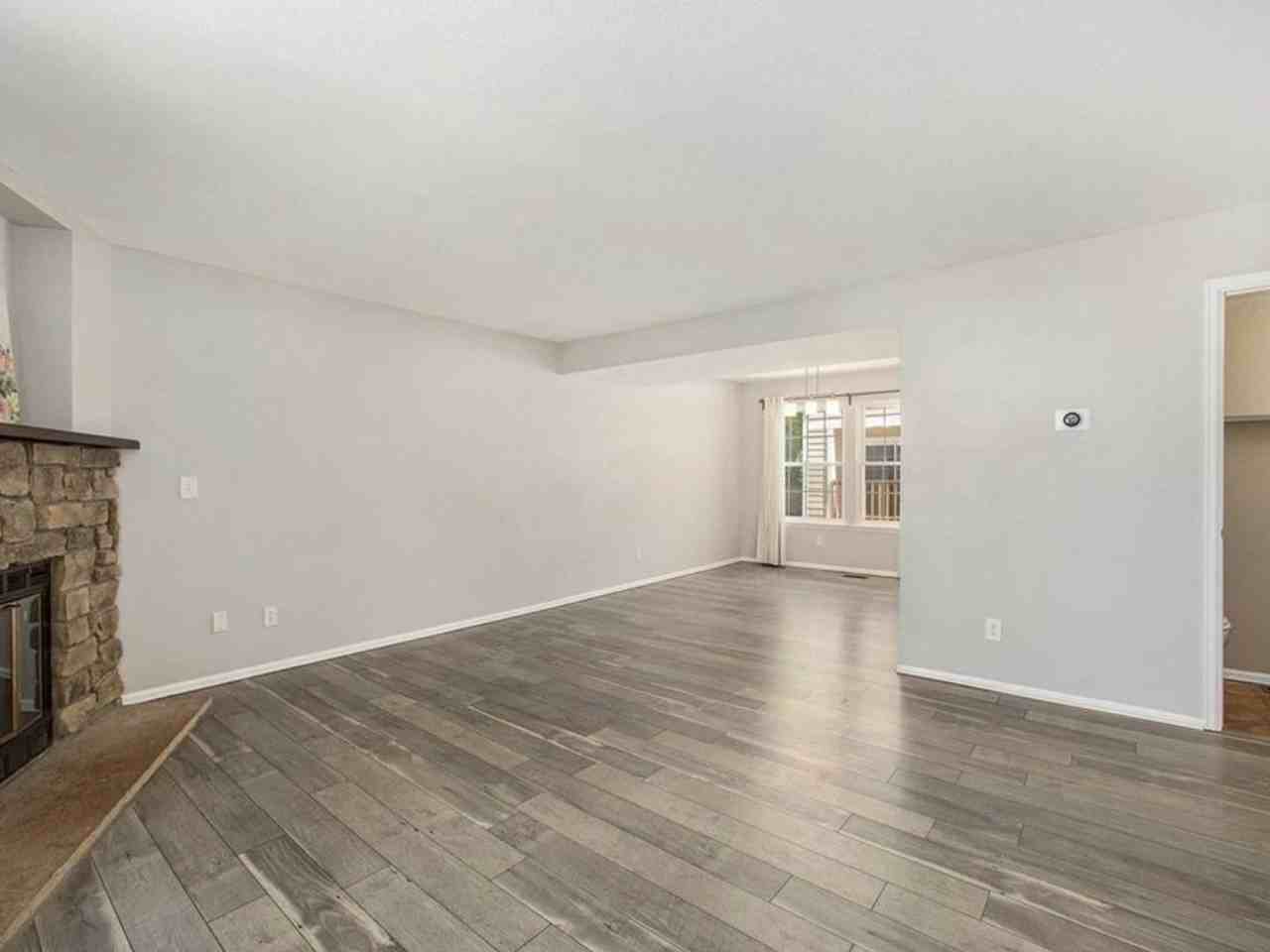 329 W Jamison Cir - Photo 5 of 21