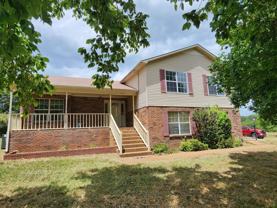 1653 Bear Creek Pike - Photo 1 of 1