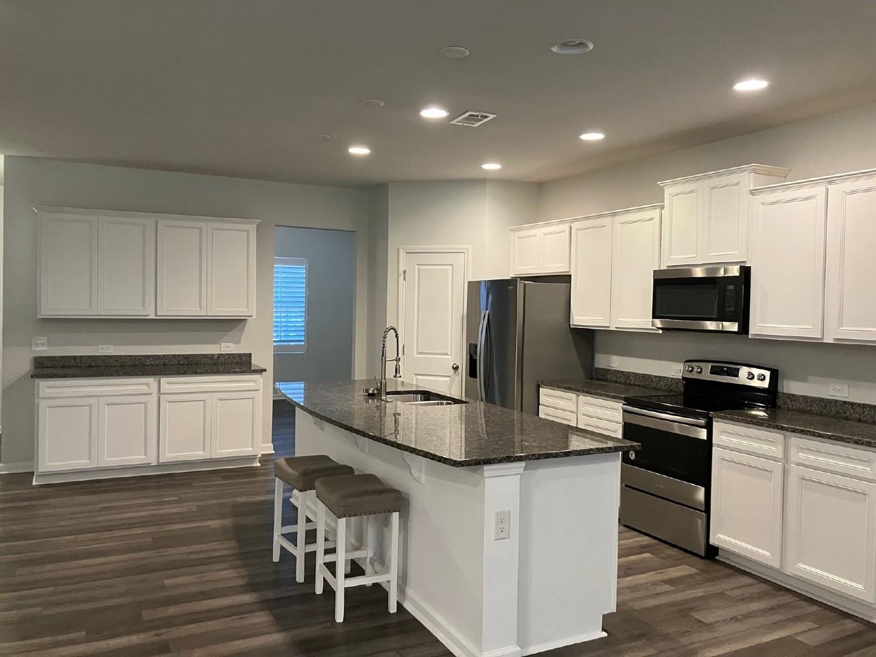 22 Kiawah Dr - Photo 5 of 19