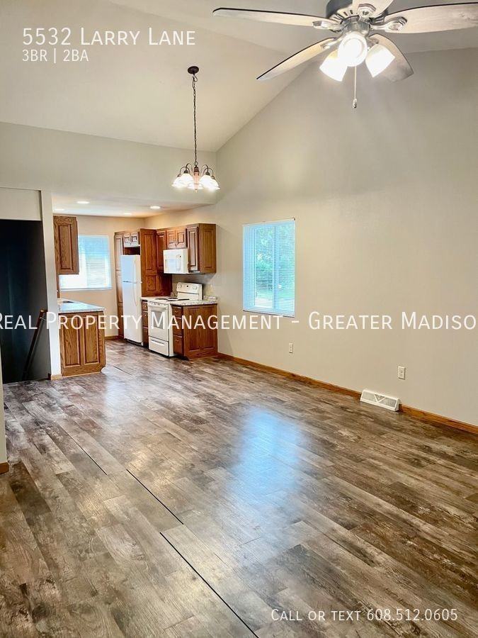 5532 Larry Ln - Photo 3 of 9