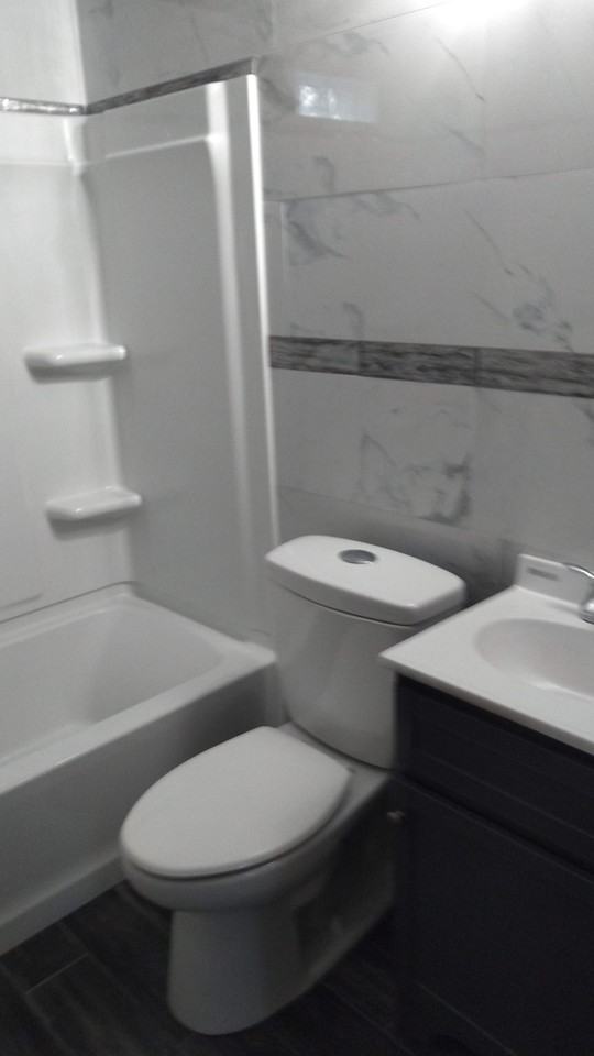 1473 Hollyrood Rd #1473 - Photo 2 of 9