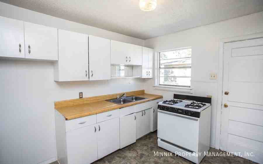 4106 35th St #A - Photo 6 of 16