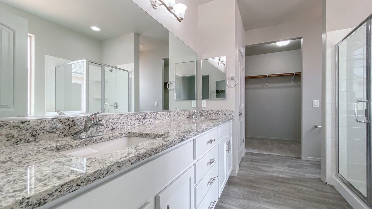 343 Berwick Pl #NA - Photo 5 of 23