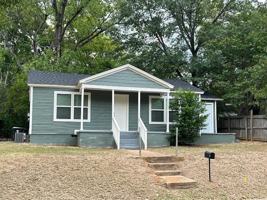 featured image of 716 E Camp St