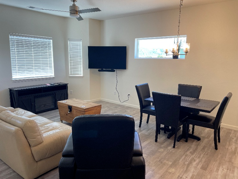 2140 Slope Creek Ave - Photo 3 of 7