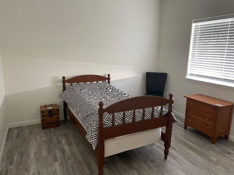 2140 Slope Creek Ave - Photo 4 of 7