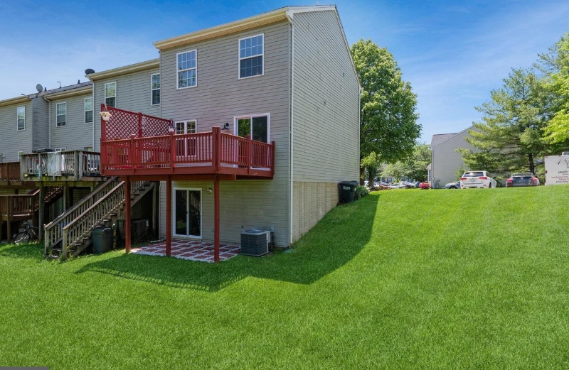 3472 Barkley Woods Rd - Photo 3 of 20