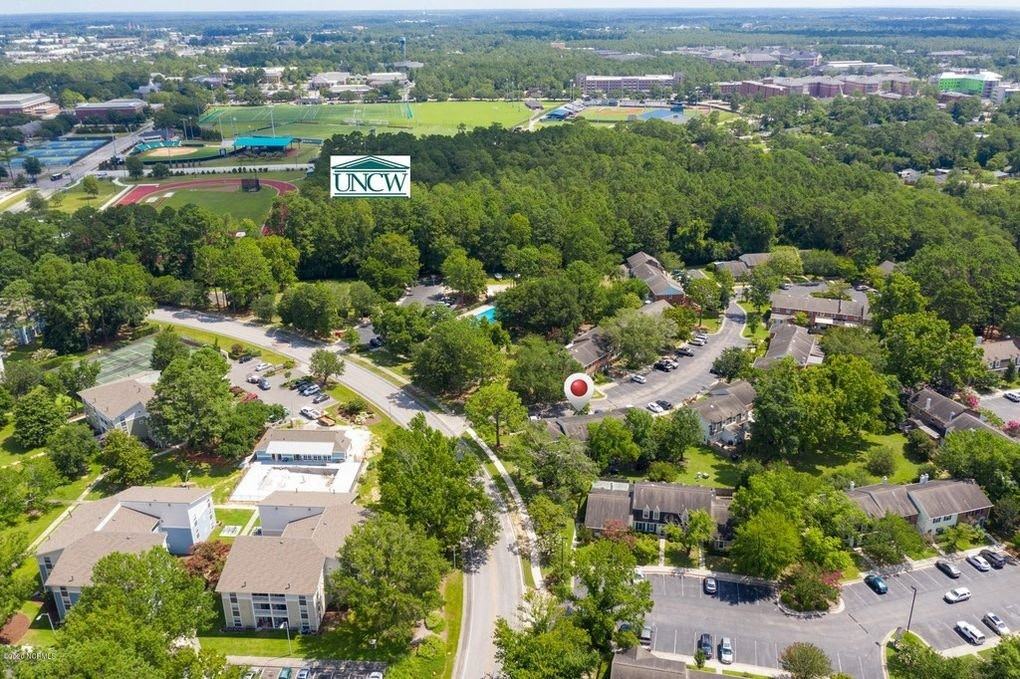 4904 Seabrook Court - Photo 7 of 12