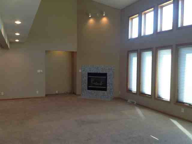 3331 E Normandy Dr - Photo 2 of 15