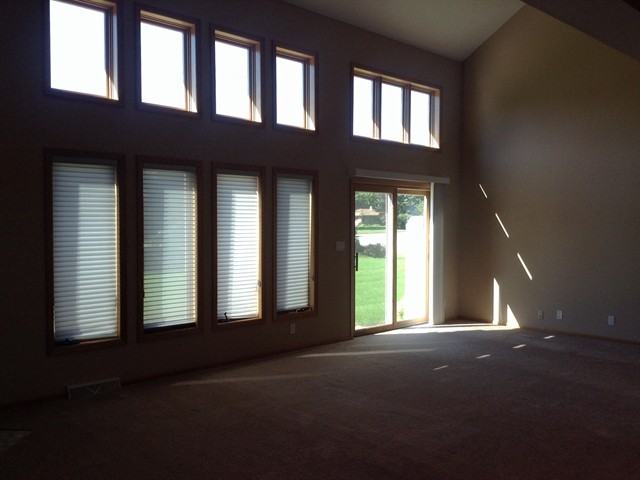 3331 E Normandy Dr - Photo 3 of 15