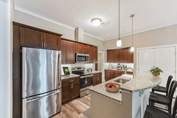 Highcroft Apartments - Photo 2 of 32