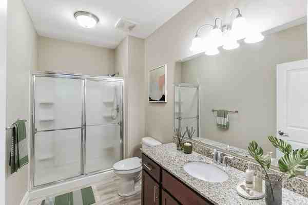 Highcroft Apartments - Photo 4 of 32