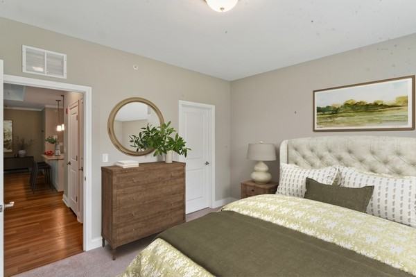 Highcroft Apartments - Photo 3 of 32