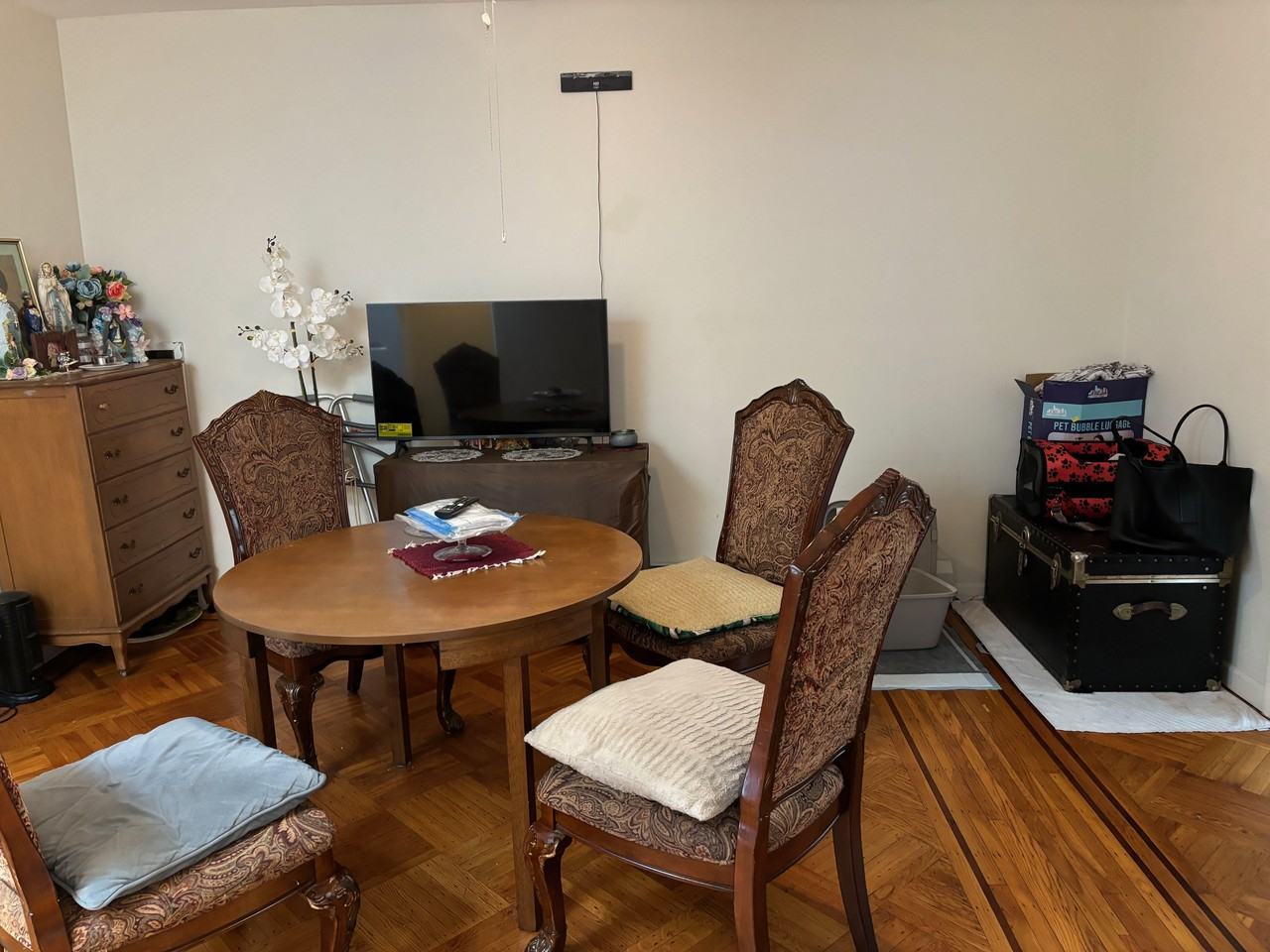 22029 Hempstead Ave 2nd Fl - Photo 3 of 11
