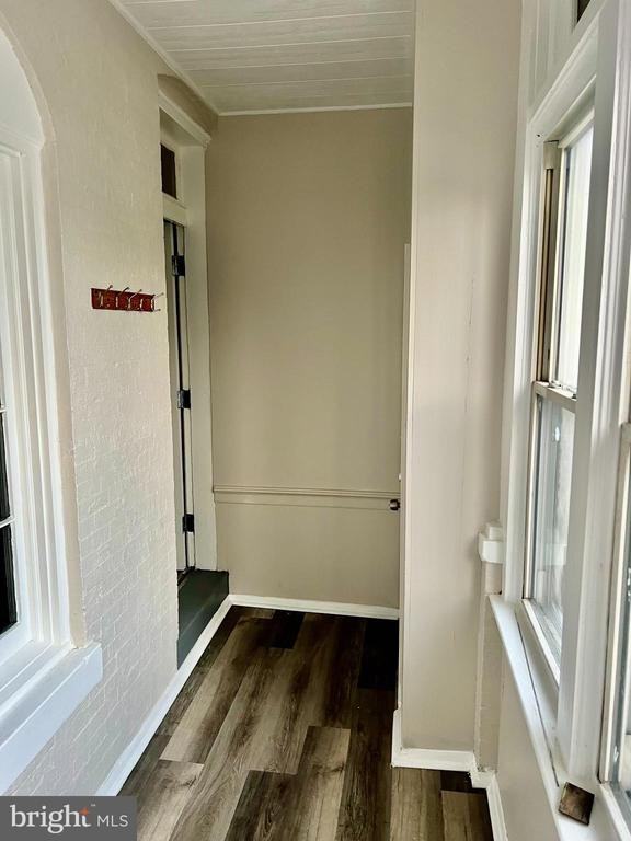 225 S Broadway - Photo 3 of 17